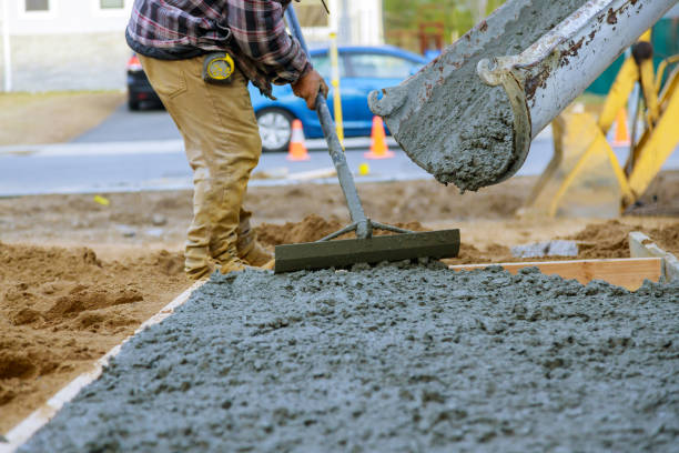 Best Concrete Contractor Near Me  in Minerva Park, OH